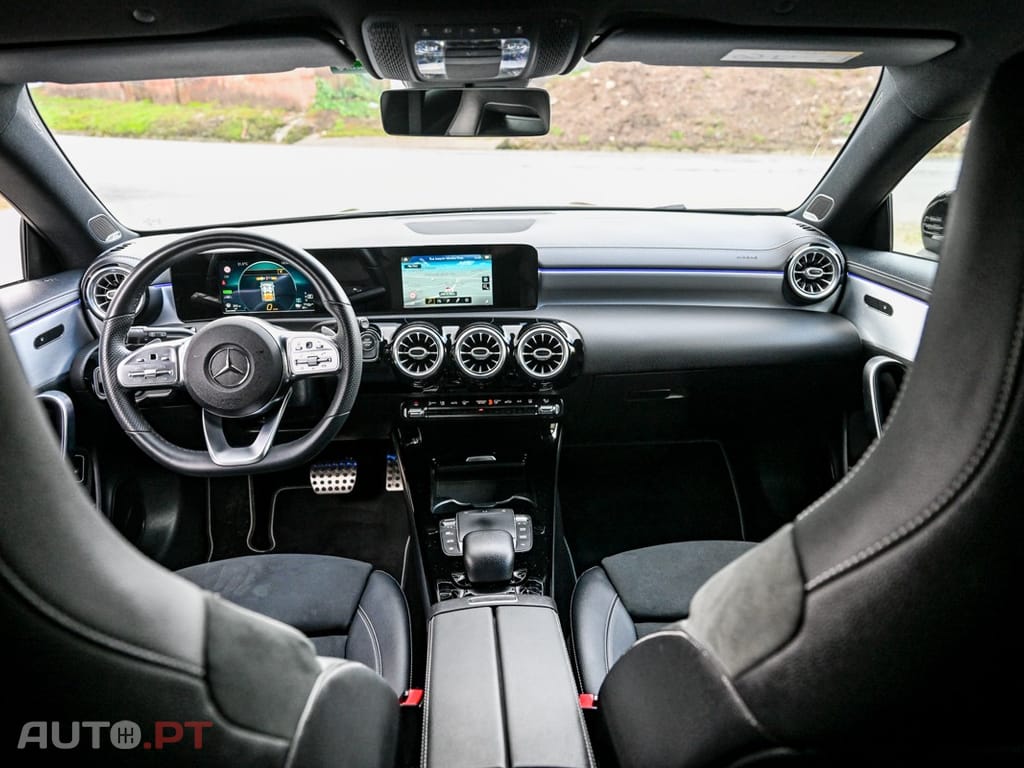 Mercedes-Benz CLA 250 e AMG Line