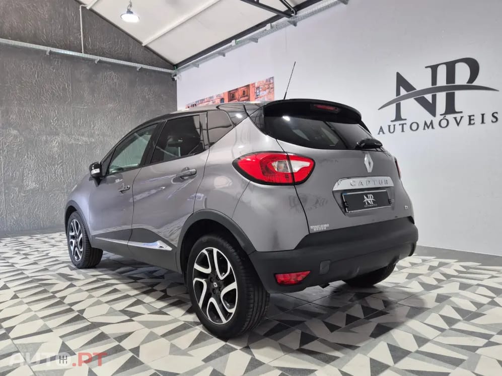 Renault Captur ENERGY TCe 120 EDC Intens