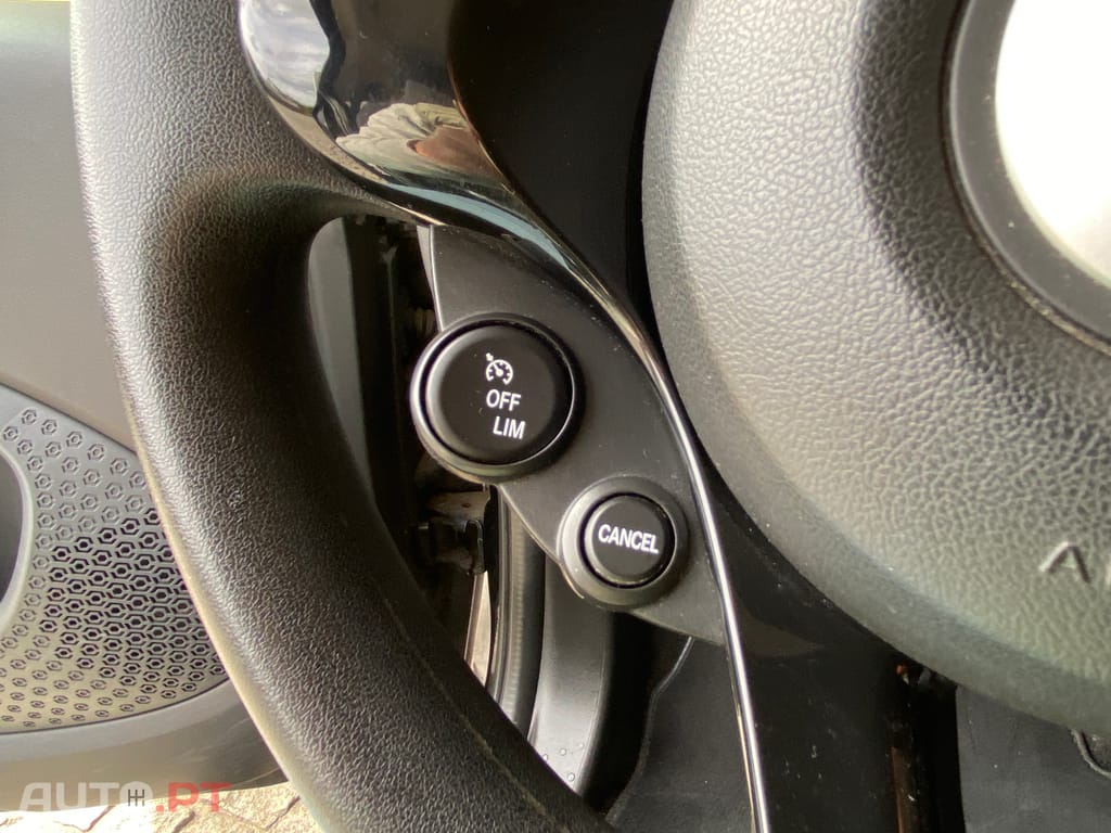 Smart ForTwo 1.0i Coupé