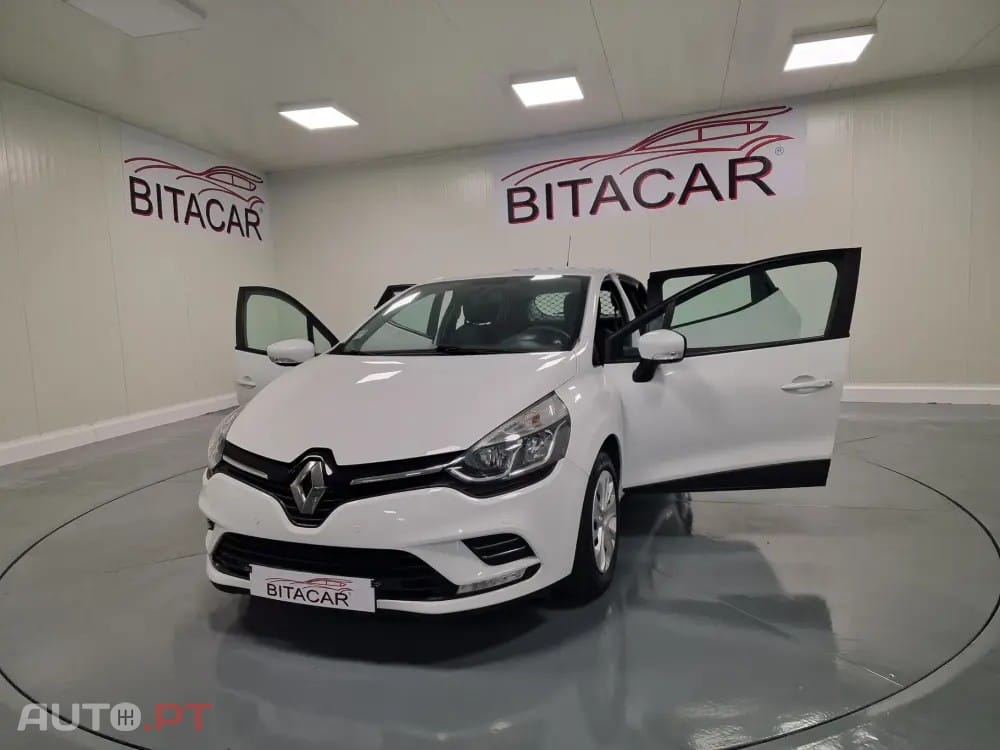 Renault Clio SOCIETE 1.5Dci  90CV GPS INTENS IVA DEDUTIVEL