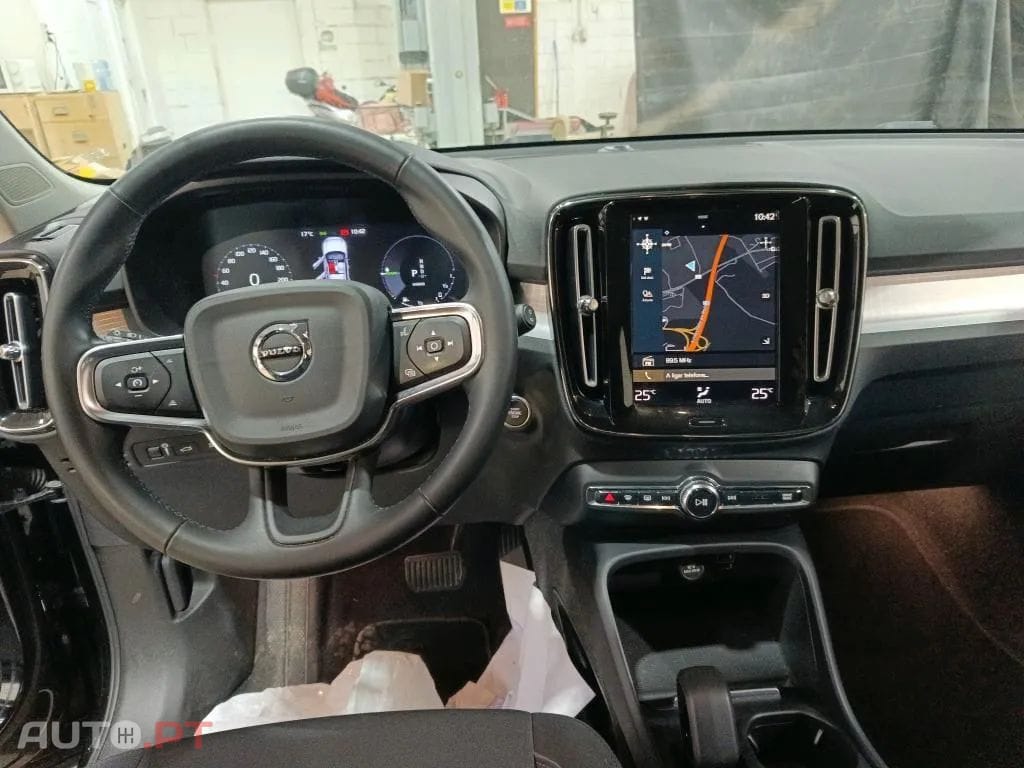 Volvo XC40 1.5 T4 PHEV Inscription Expression