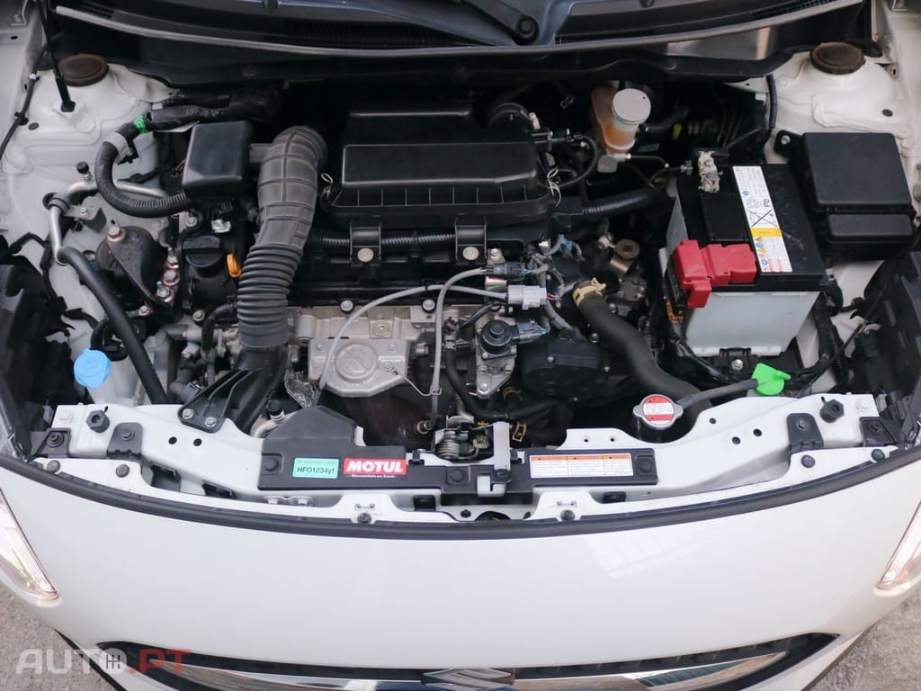 Suzuki Swift HYBRID