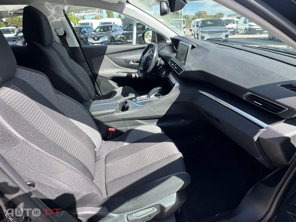 Peugeot 3008 1.6 BlueHDi Style EAT6