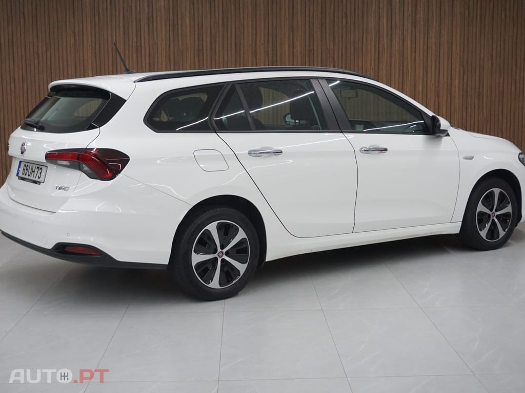 Fiat Tipo 1.6 M-Jet Lounge J17