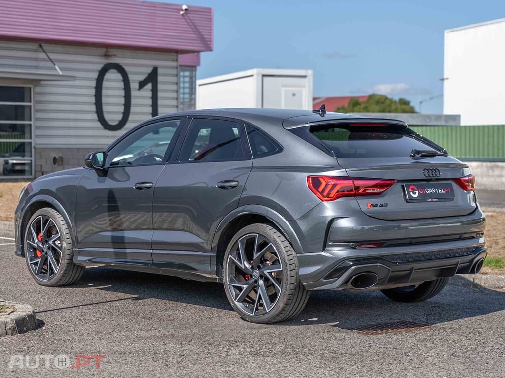 Audi RSQ3 Audi RS Q3 Sportback 2.5 TFSI quattro S tronic