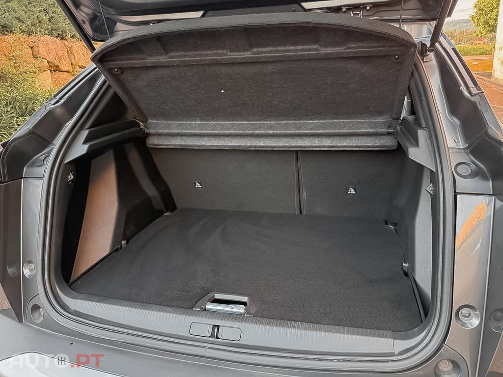 Peugeot 2008 PureTech 100 Allure
