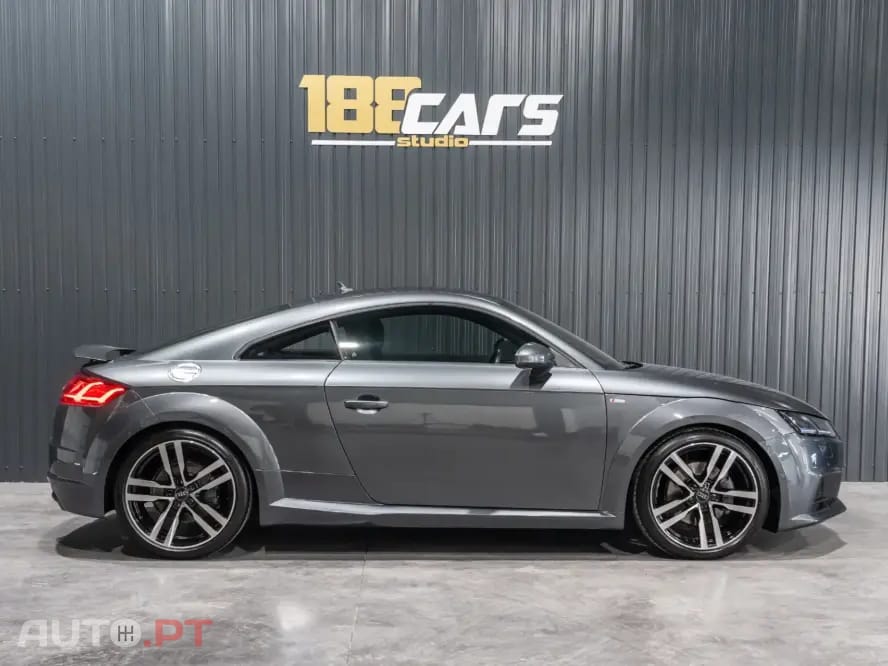 Audi TT 2.0 TFSI quattro S tronic