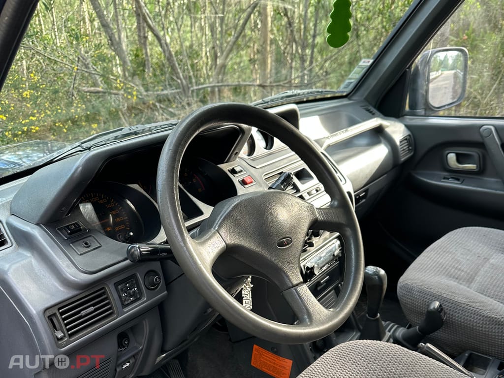 Mitsubishi Pajero 2800 GLS