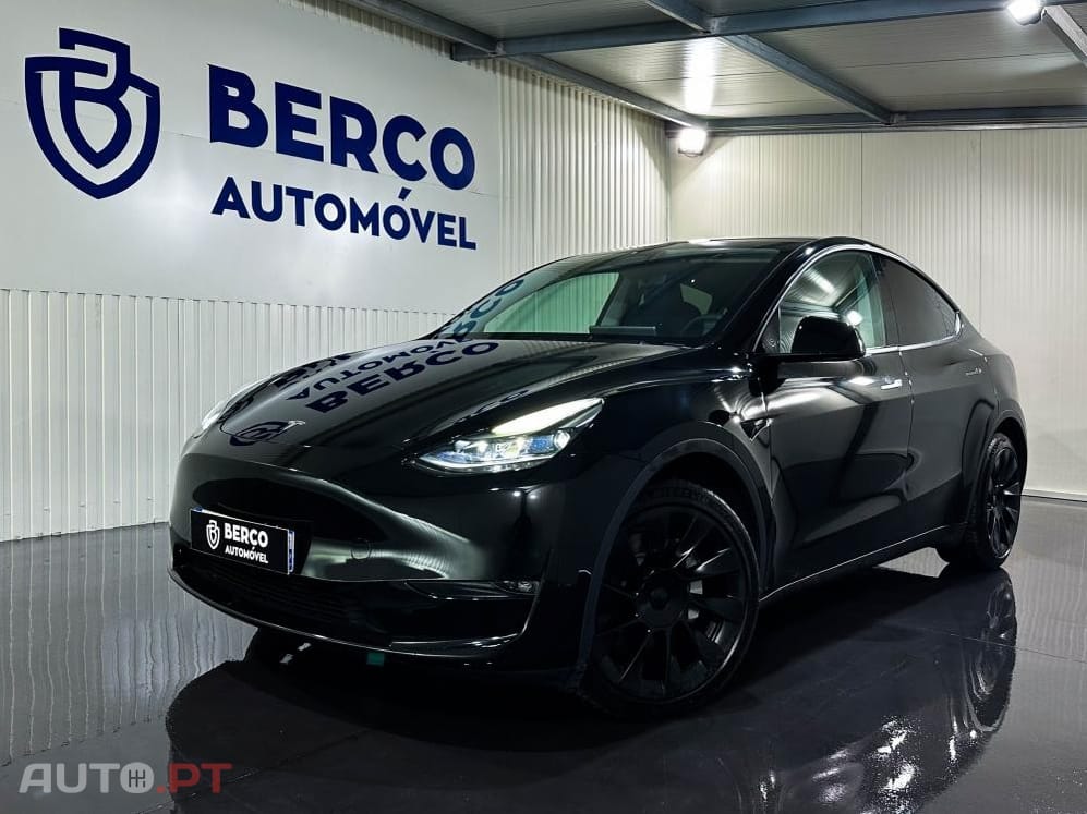 Tesla Model Y Long Range Dual Motor AWD