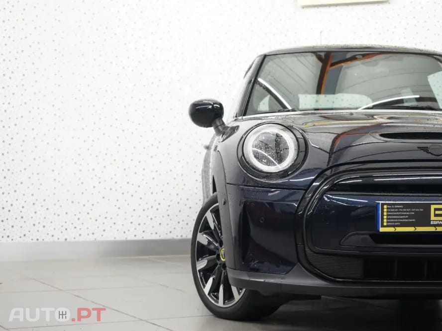 MINI Cooper Cooper SE Premium Classic