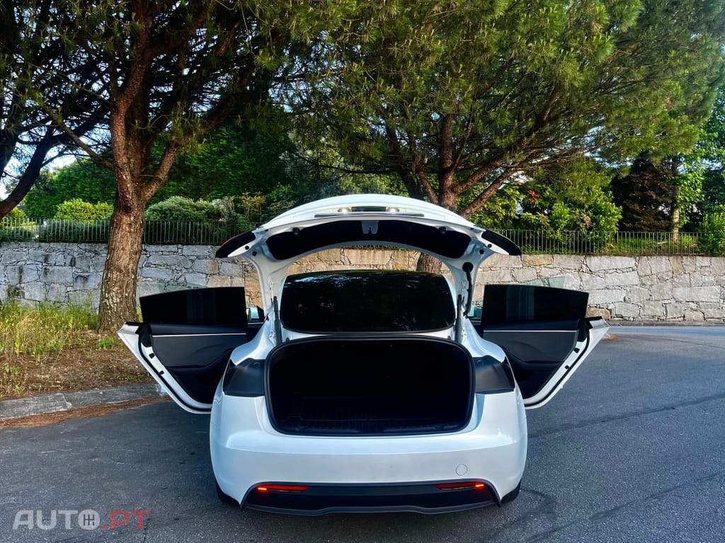 Tesla Model 3 Range Plus RWD