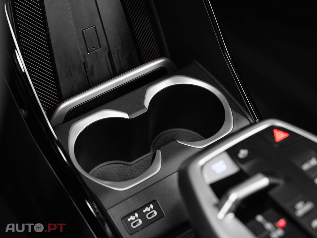 BMW iX2 xDrive30 Pack Desportivo M Pro