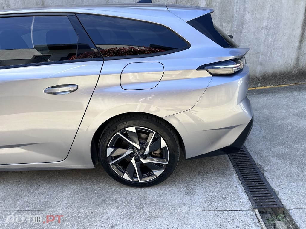 Peugeot 308 SW 1.6 Hybrid Allure Pack e-EAT8