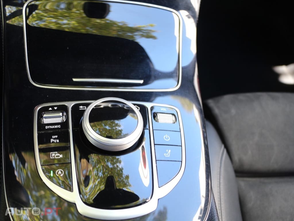 Mercedes-Benz E 220 d AMG Line 7L