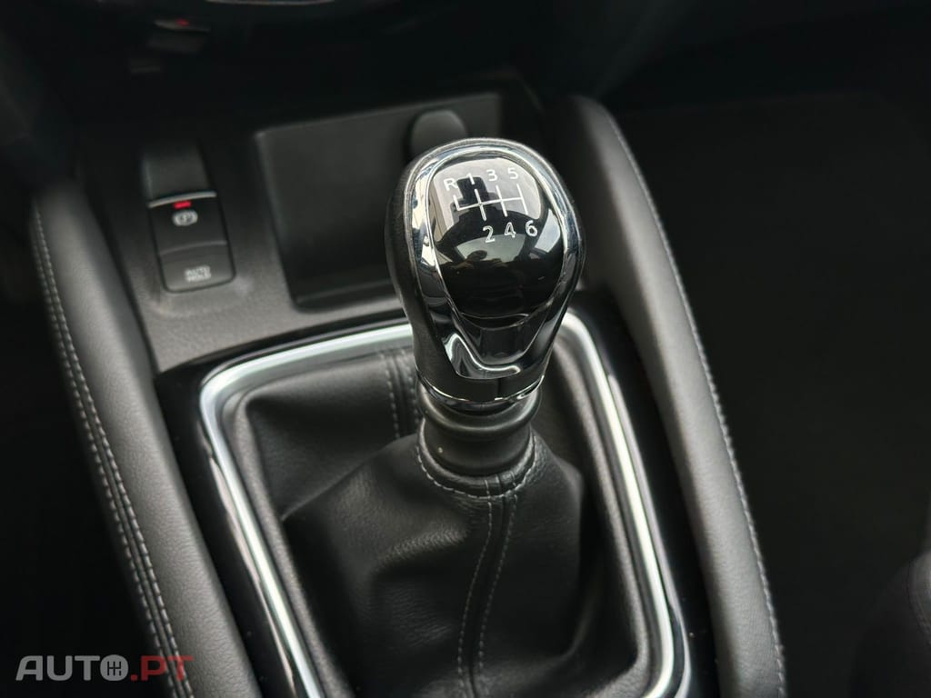 Nissan Qashqai 1.5 dCi N-Connecta 18