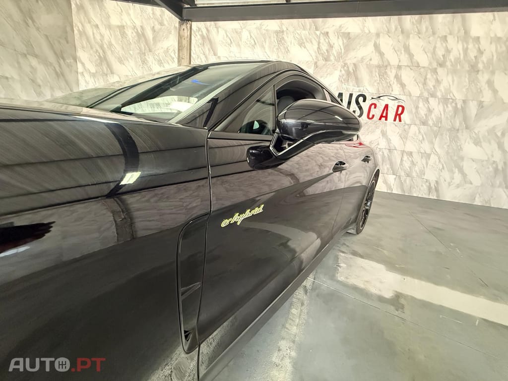 Porsche Panamera 4 E-Hybrid Plug-in