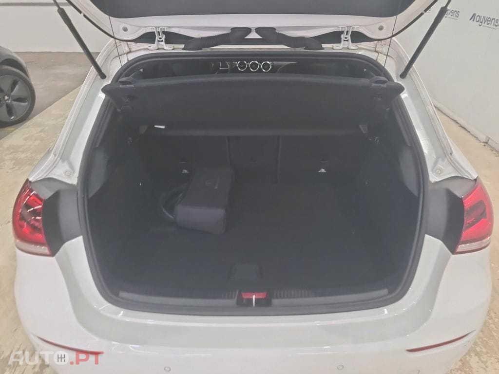 Mercedes-Benz A 250 e Style Plus