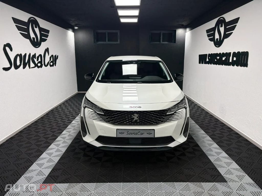 Peugeot 3008 1.6 Hybrid Allure e-EAT8