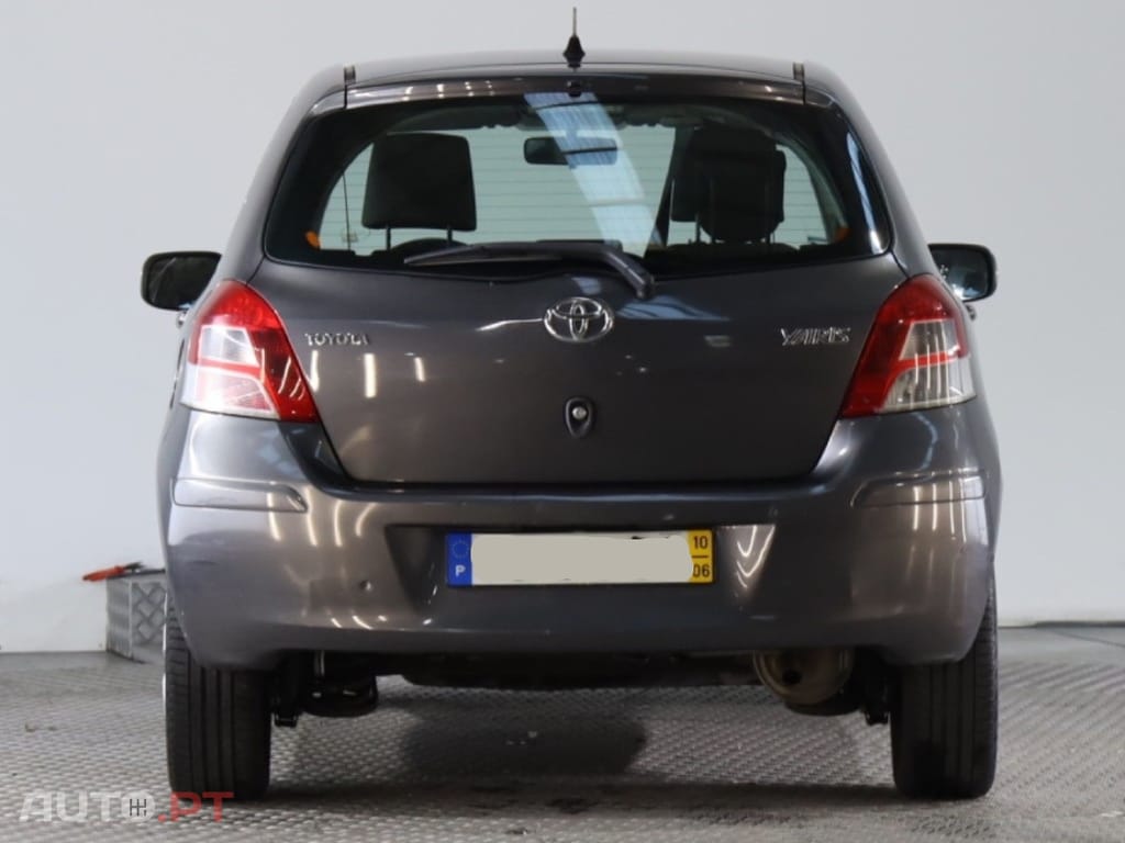 Toyota Yaris 1.0 VVT-I