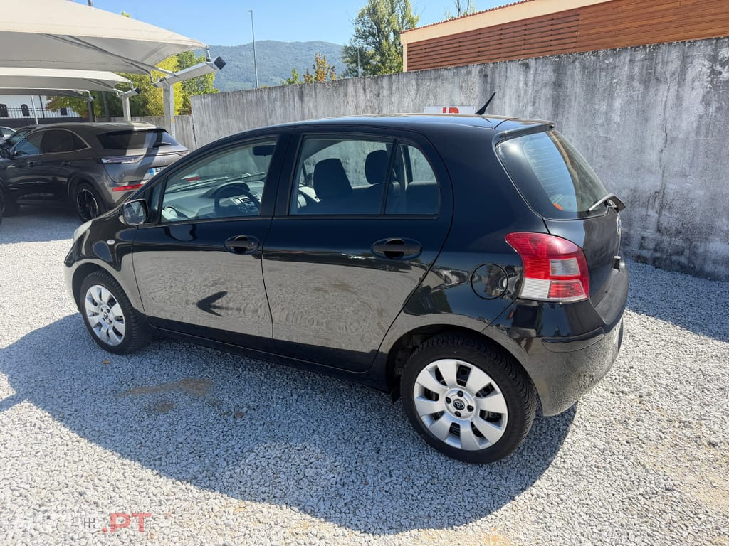 Toyota Yaris 1.0 VVT-i AC