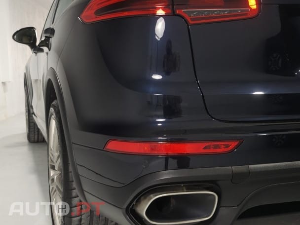 Porsche Cayenne Platinum Edition
