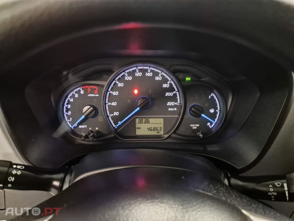 Toyota Yaris 1.0 VVT-I ACTIVE