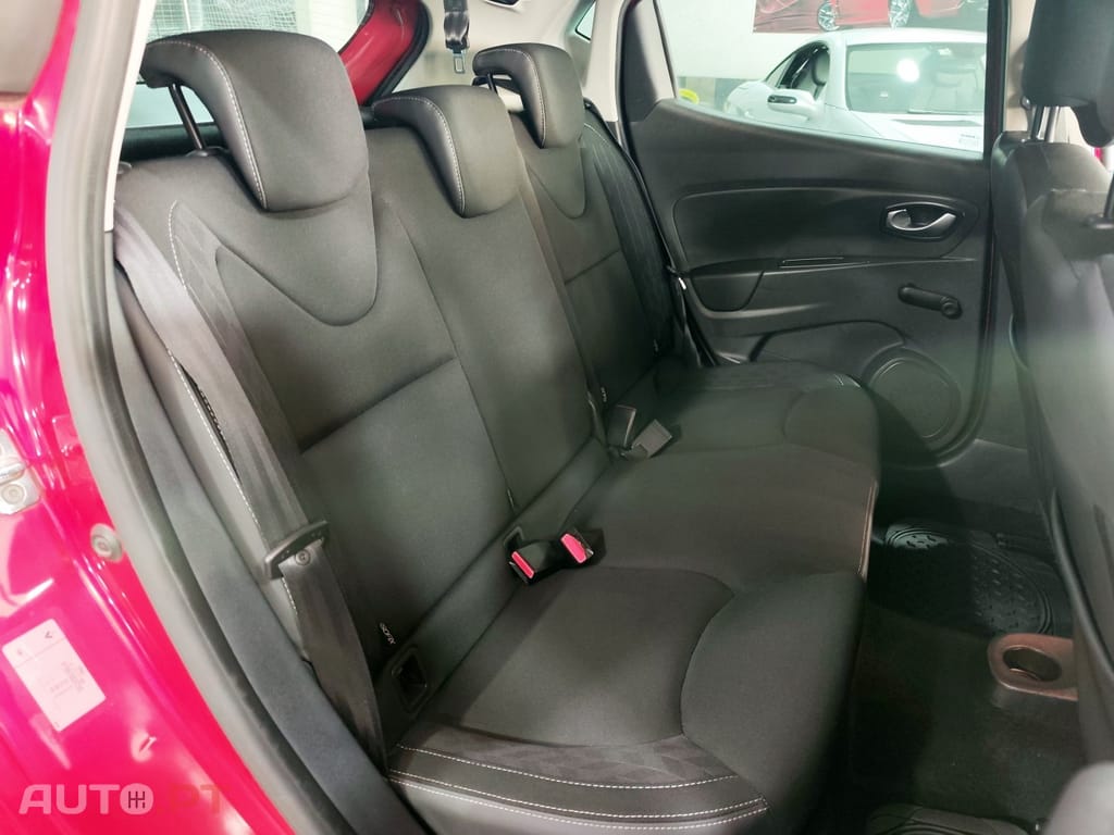 Renault Clio 0.9 TCe Limited Bi-Fuel