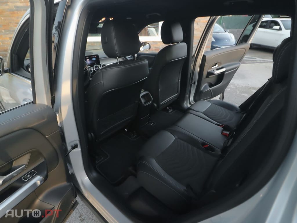 Mercedes-Benz EQB 250 EDITION