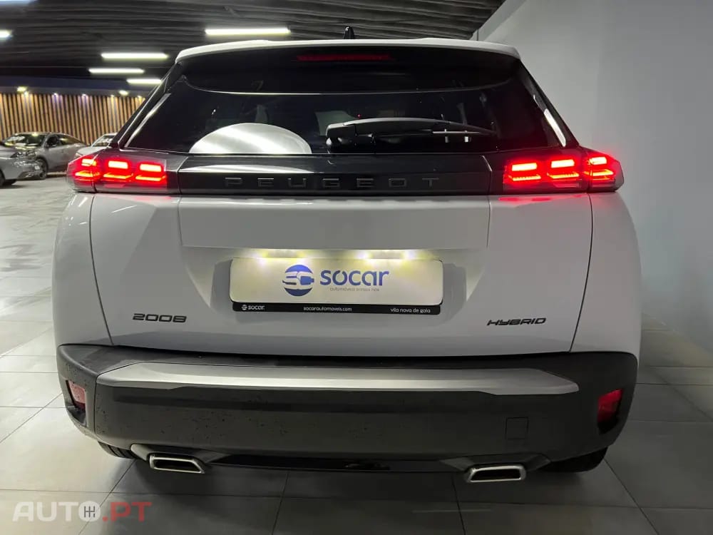 Peugeot 2008 1.2 Hybrid Allure e-DCS6