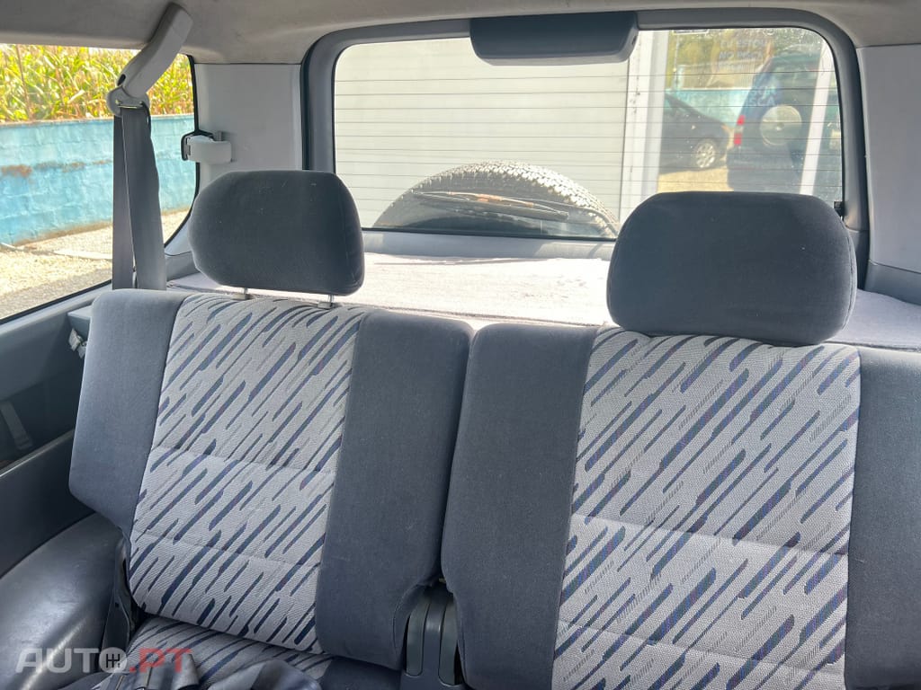 Toyota Land Cruiser 3.0 TD Pack 1
