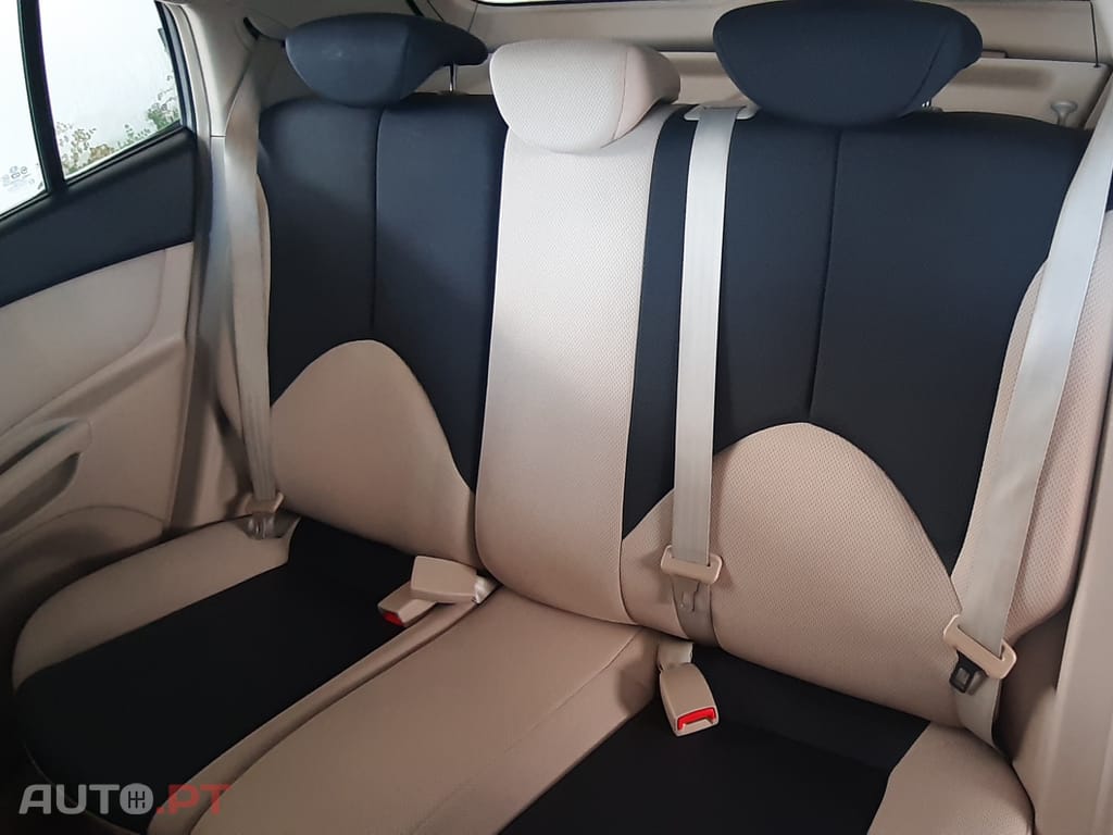 Kia Rio EX 1.5 CRDI 16V 110 CV