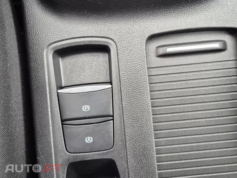 Ford Focus SW 1.0 EcoBoost MHEV ST-Line