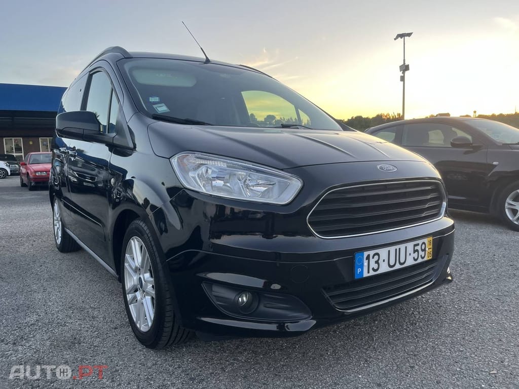 Ford Tourneo 1.5 TDCi Titanium