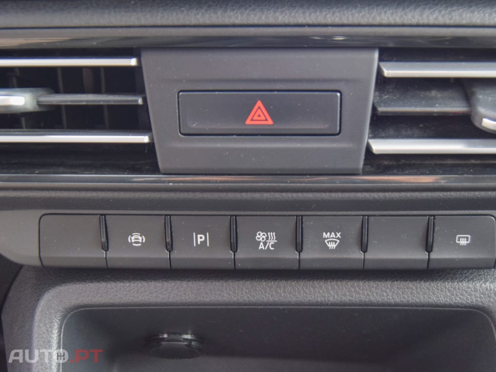 Ford Tourneo 2.0 TDCi Titanium 5 lugares