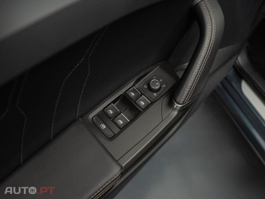 CUPRA Formentor 2.0 TDI — fotografia 18