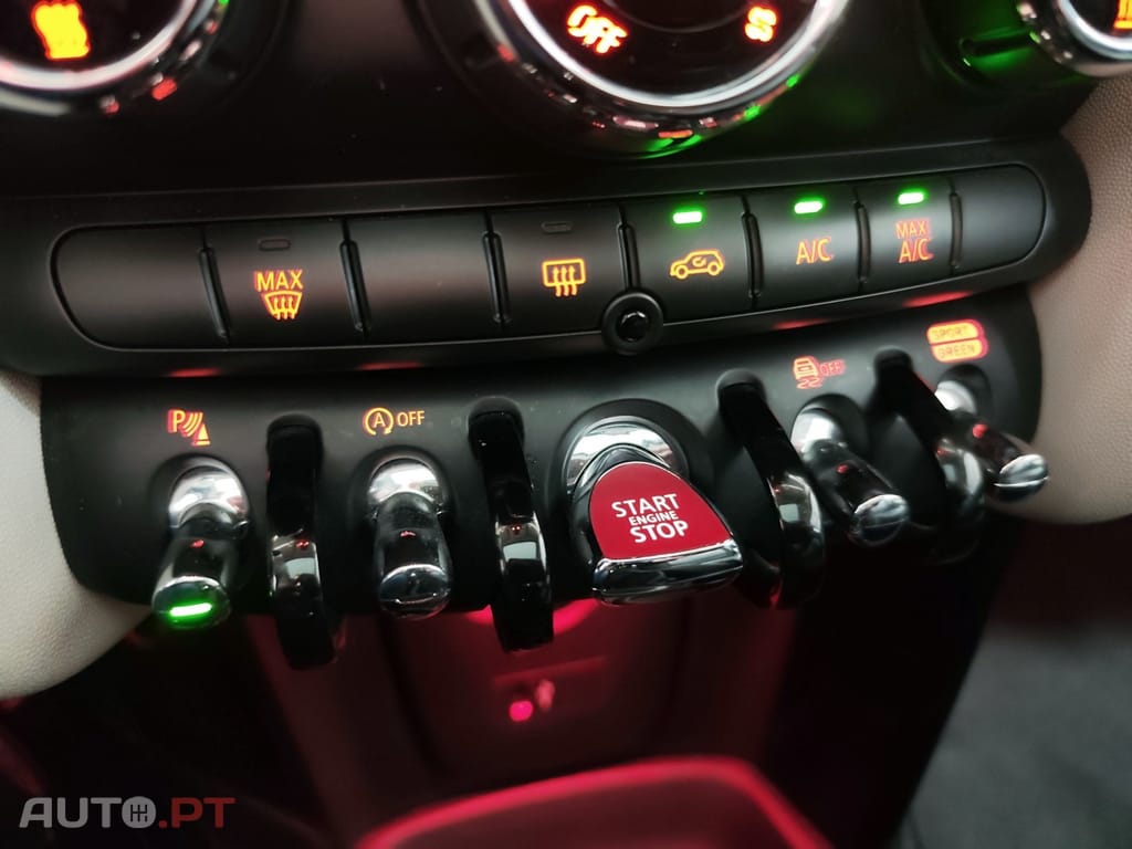 MINI Cooper Cooper S