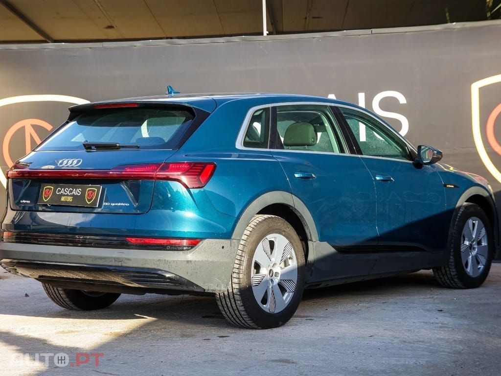 Audi E-Tron 50 quattro