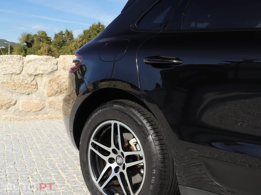 Porsche Macan S