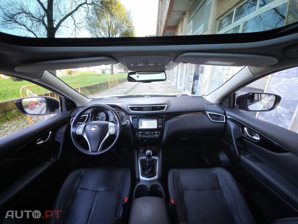 Nissan Qashqai 1.5 dCi N-Connecta 18