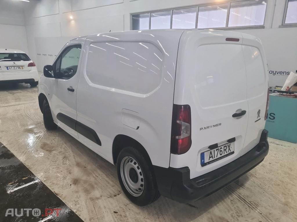 Peugeot Partner PARTNER 1.5 BlueHDi Premium Standard