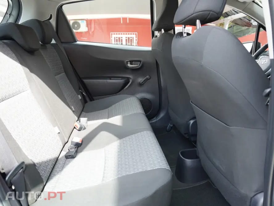 Toyota Yaris 1.4 D-4D ACtive+AC 99g