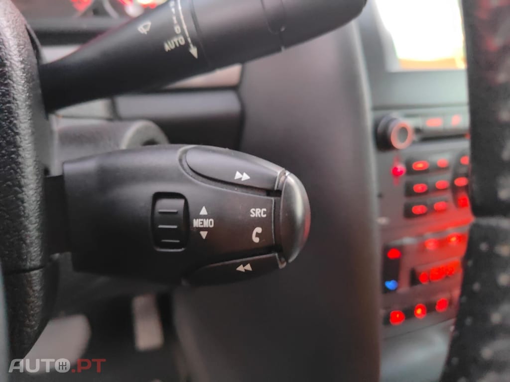 Peugeot 407 Coupé 2.7 HDi V6 AM6