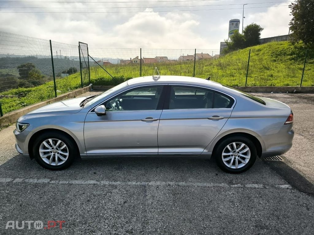 Volkswagen Passat 2.0 TDI Business P.DSG