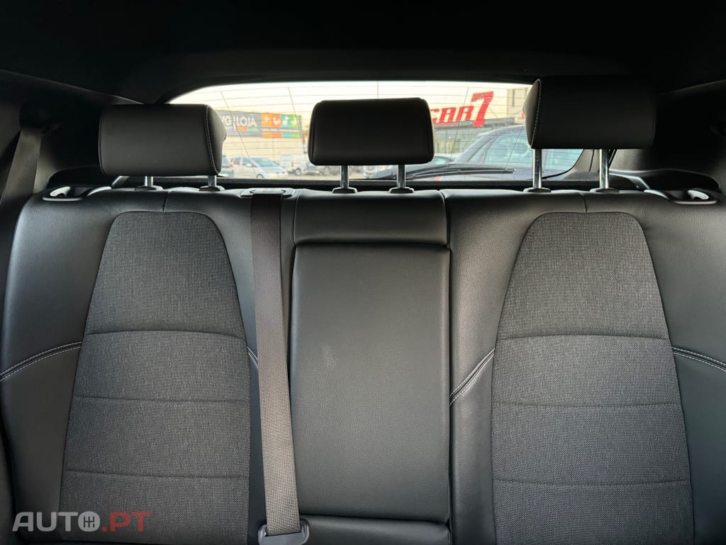 Toyota Corolla 1.8 Hybrid Comfort+P.Sport