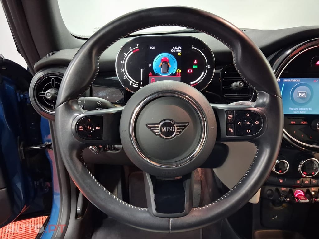 MINI Cabrio Cooper Premium Plus Sidewalk Special Edition Auto