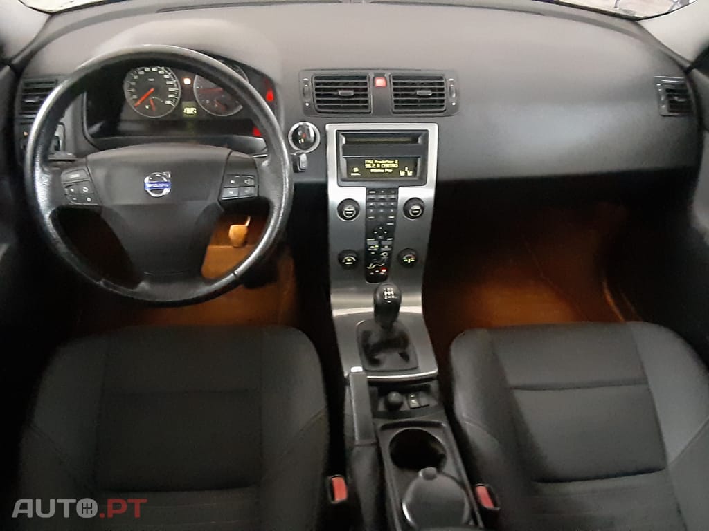 Volvo V50 Momentum 1.6 D 110 CV