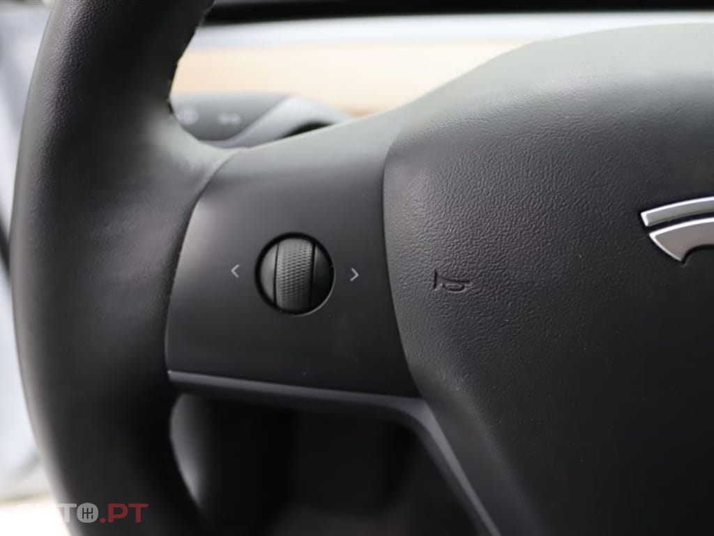 Tesla Model 3 Long-Range AWD I.V.A DEDUTÍVEL 