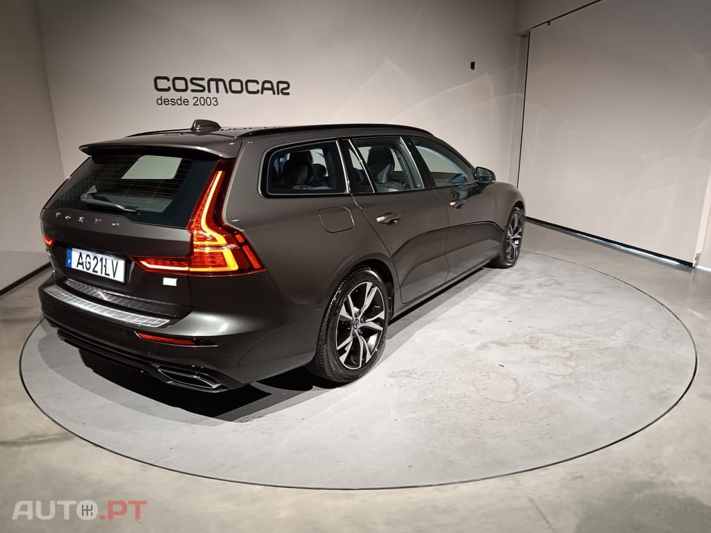 Volvo V60 2.0 T6 AWD R-Design Expression Plug-in