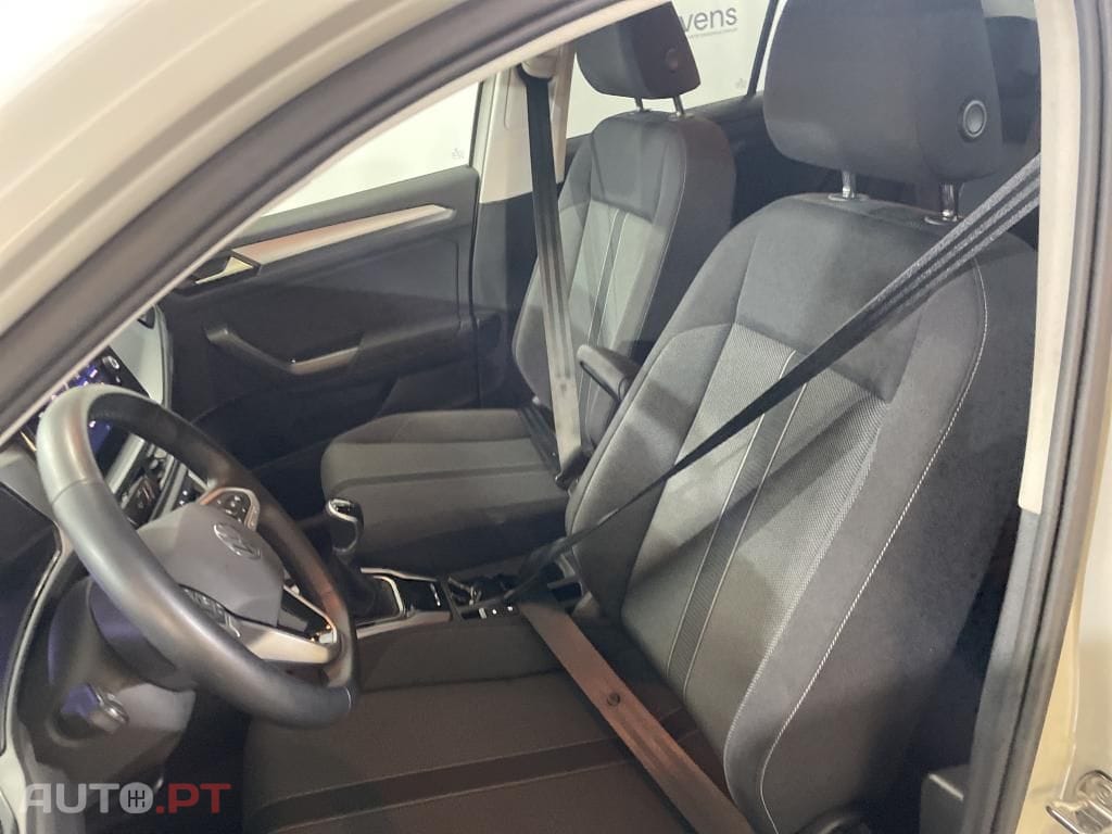 Volkswagen T-Roc 1.0 TSI Urban