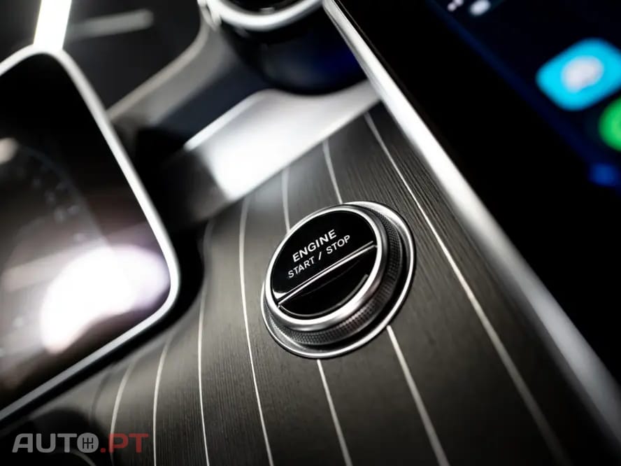 Mercedes-Benz C 300 e T 9G-TRONIC